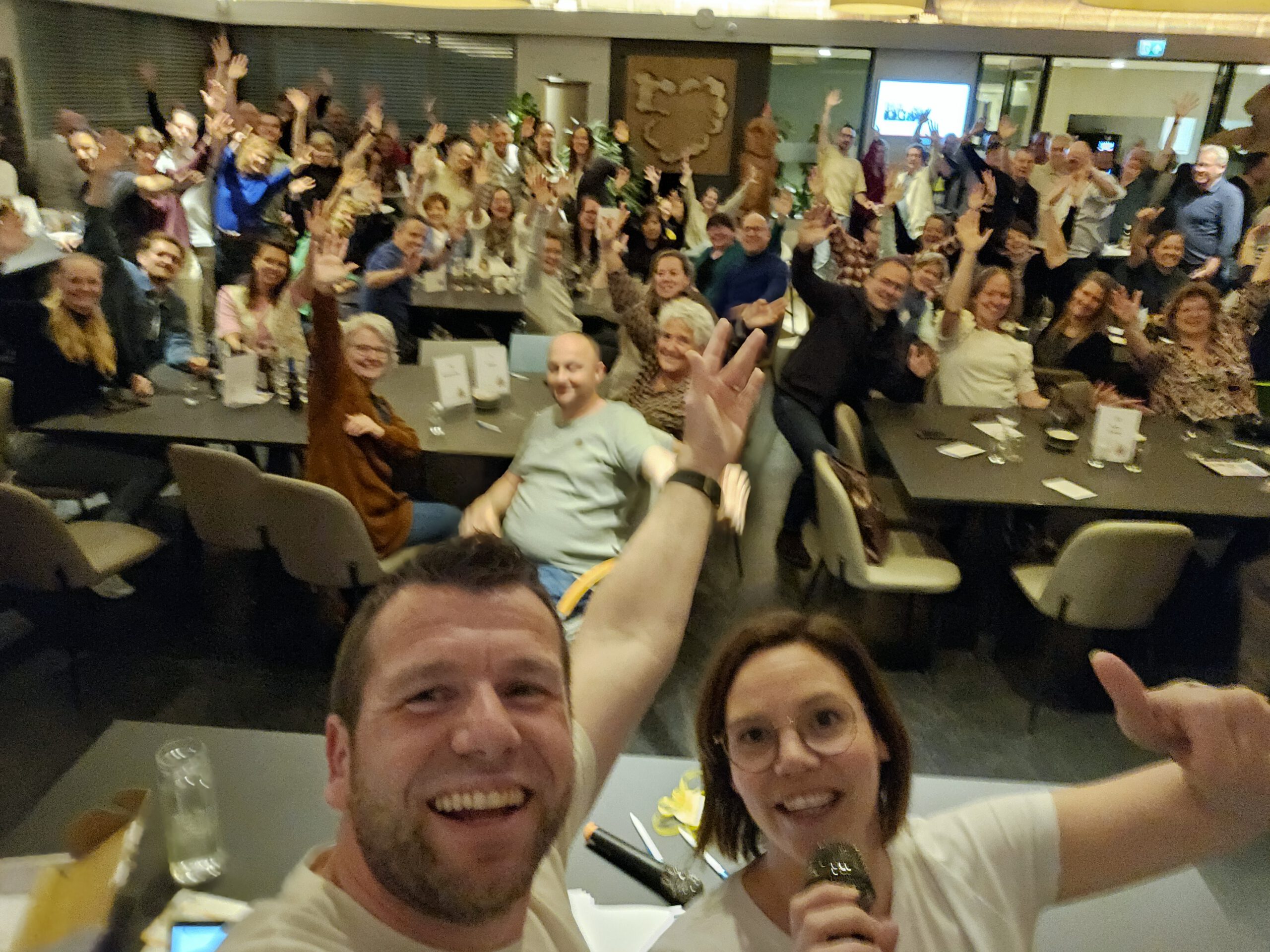pubquiz-pubquizxl-show-quiz-bedrijfsuitje-gezelligheidsdieren